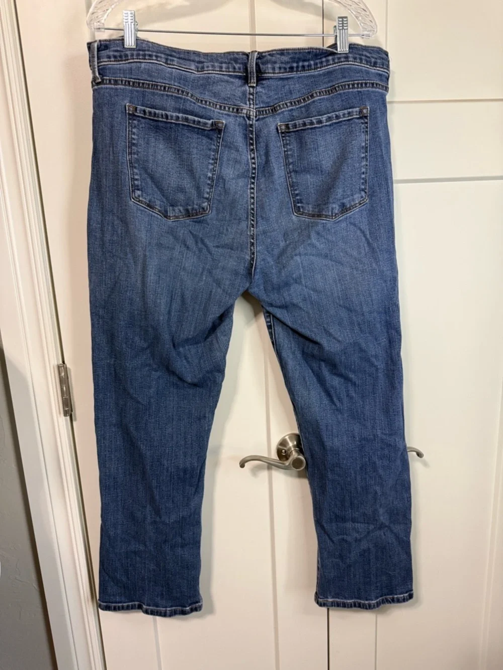 Banana Republic Woman’s girlfriend Blue Denim Jeans 33L